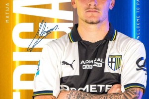 官方：帕尔马签下韦斯特洛前锋弗里甘；据悉转会费为1000万欧