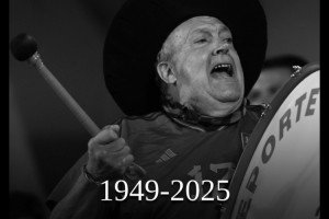 星空体育-西班牙队著名球迷“鼓手马诺洛”去世，曾随队出征十届世界杯