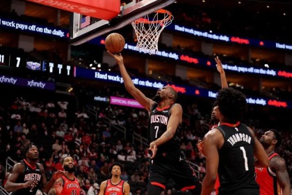 星空体育官方入口-火箭登顶西部前三！勇士彻底崩盘 太阳快船各有归宿 最新排名出炉